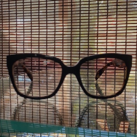 PRADA SUNGLASSES - Picture 5 of 6